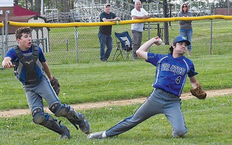 Gorsuch, Pirates squeak past Owls